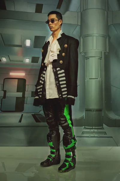 Look 33
